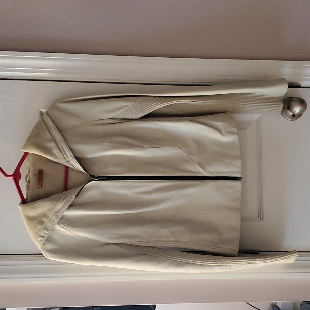 Essendi hooded jacket